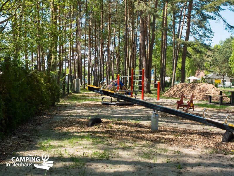 Spielplatz von Camping in Neuhaus