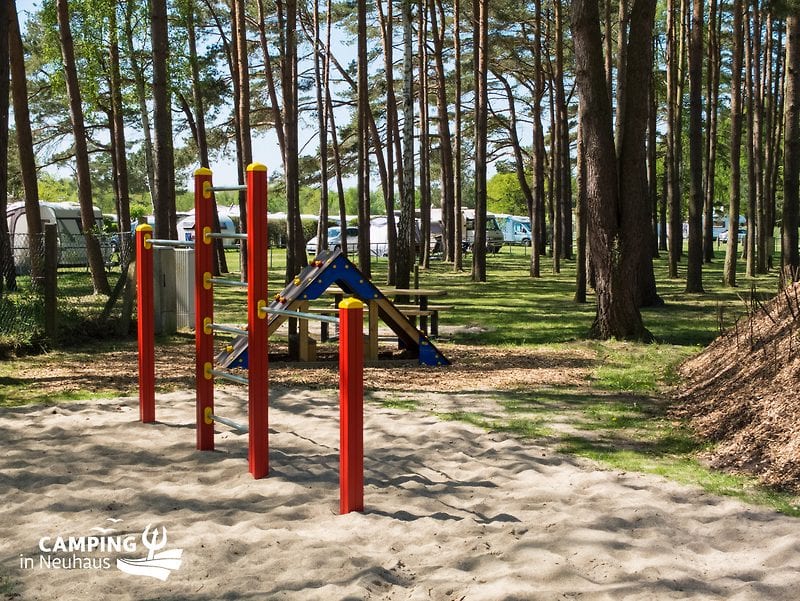  Spielplatz von Camping in Neuhaus 2